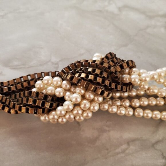 💕 J.Crew Twisted Knot Pearl Box Chain Antiqued Distressed Vintage Bracelet 💕 - Picture 4 of 12